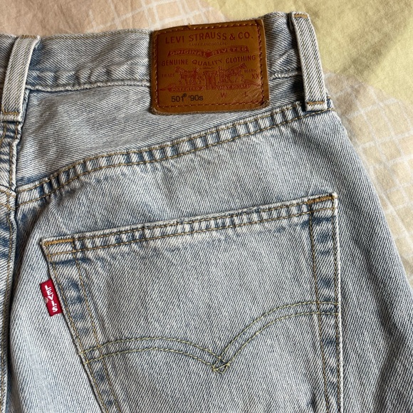 Levi’s 501 ‘90s Freehand Folk Jeans - Picture 2 of 6